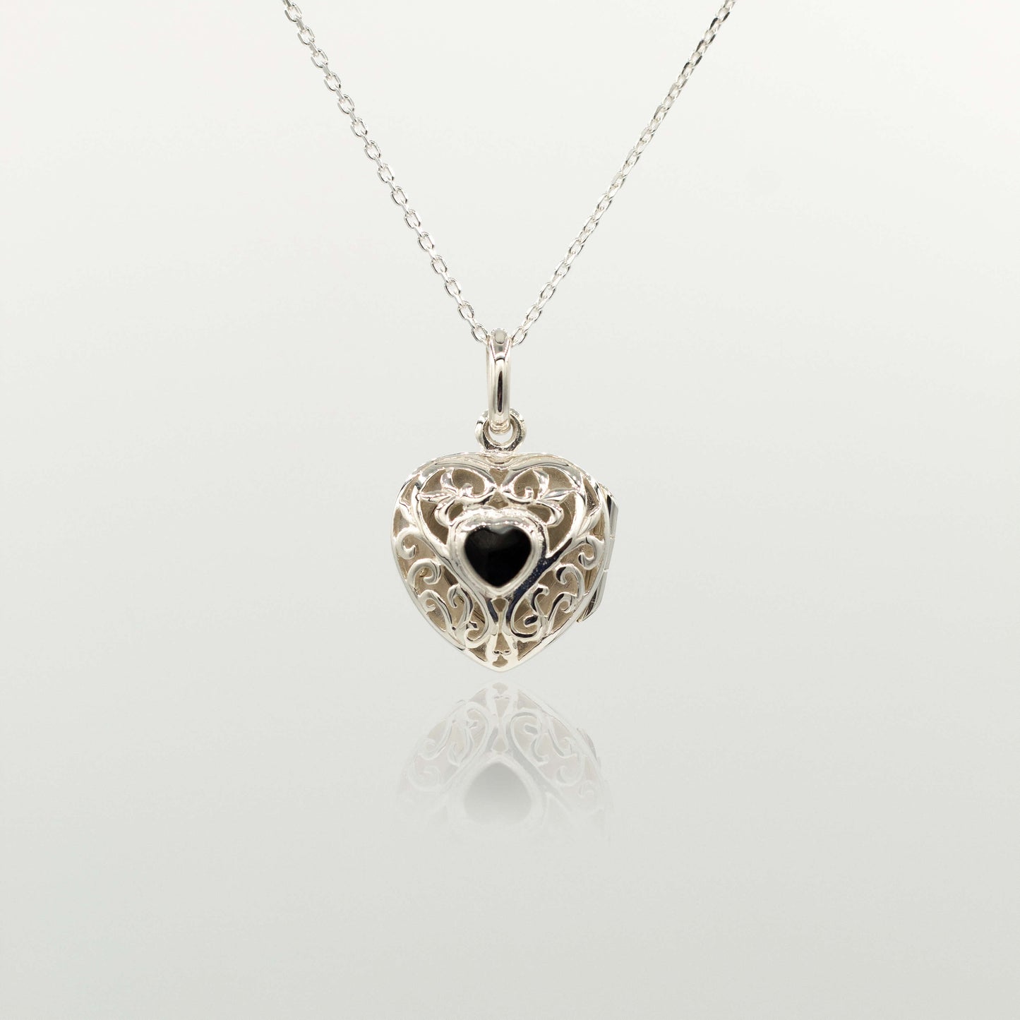 Locket Necklace with Black Stone | Olivia