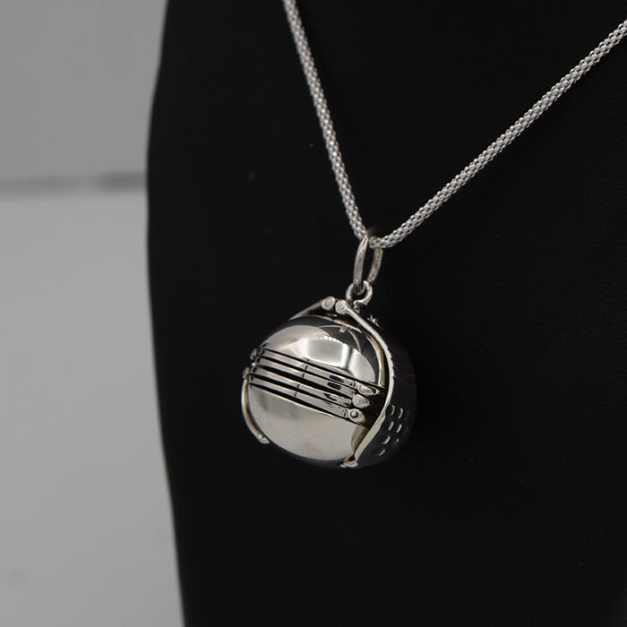 Juilette: Multi Image Locket Necklace