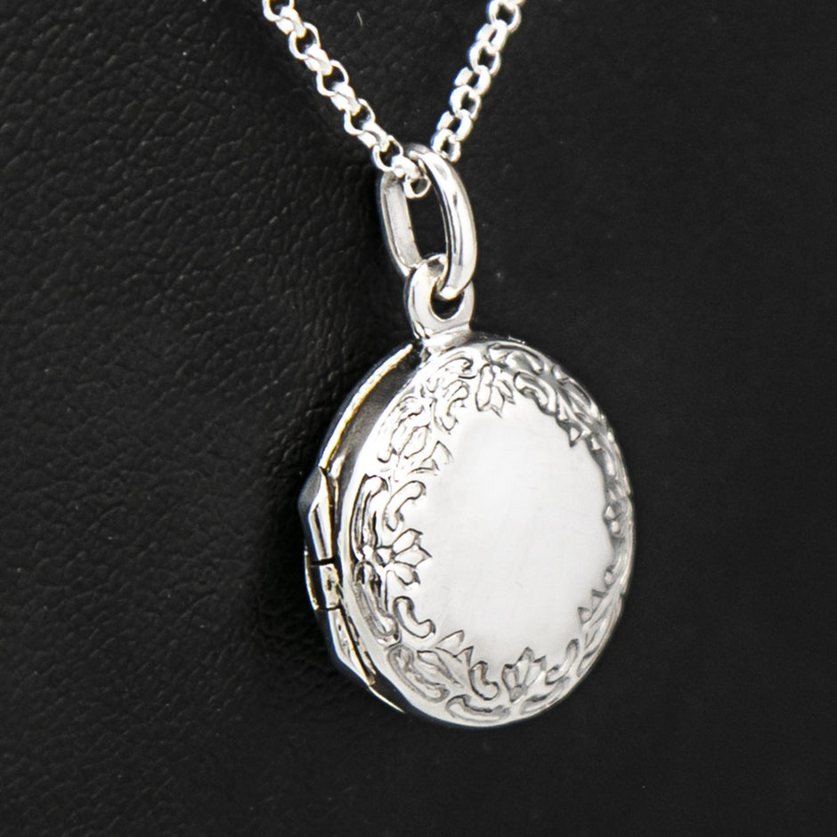 Locket Image Sterling Silver photo locket necklaces, personalised with your photos ...